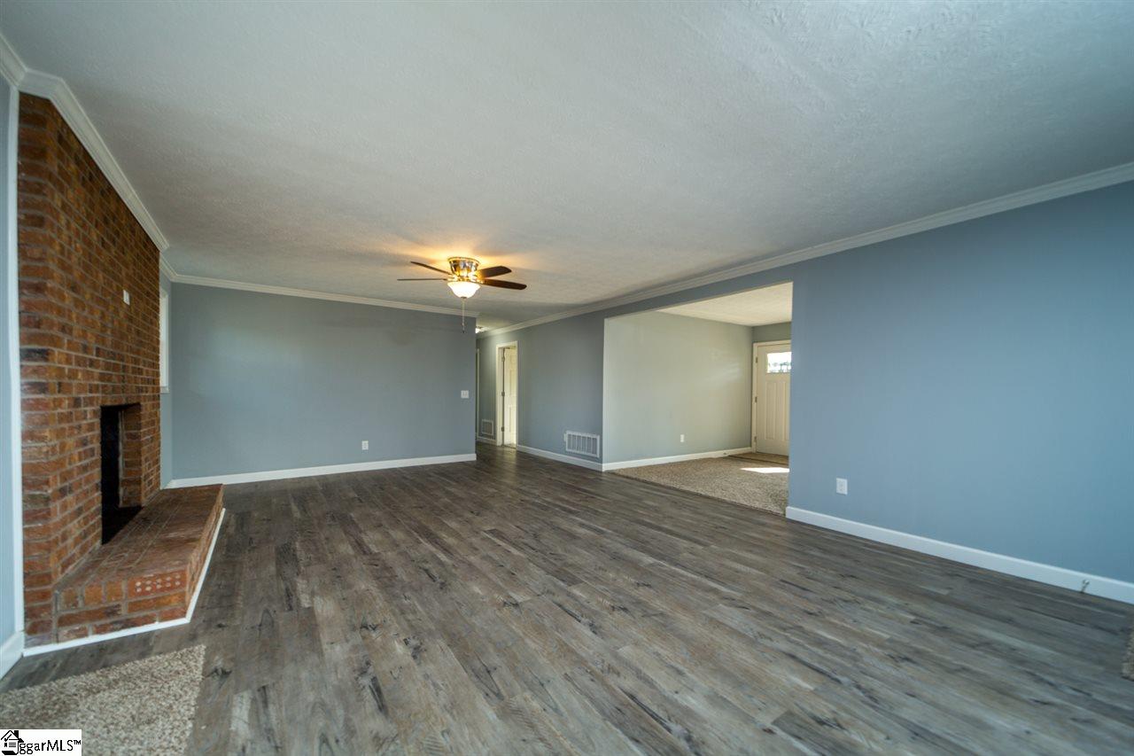 308 Watkins Road Greenville, SC 29617 - Photo 15 of 30 Gallery Image 15