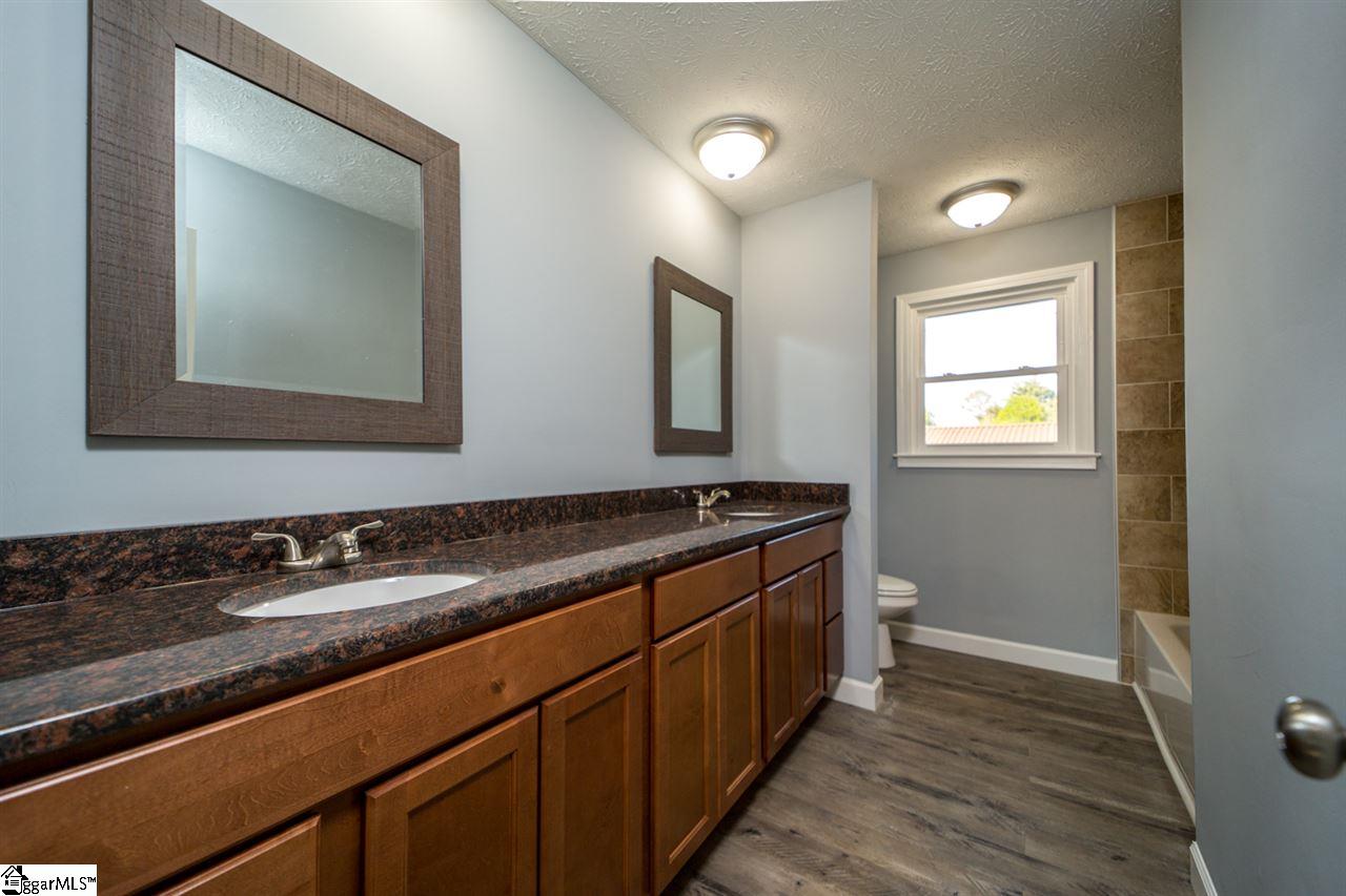308 Watkins Road Greenville, SC 29617 - Photo 16 of 30 Gallery Image 16
