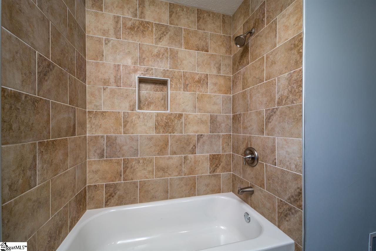 308 Watkins Road Greenville, SC 29617 - Photo 17 of 30 Gallery Image 17