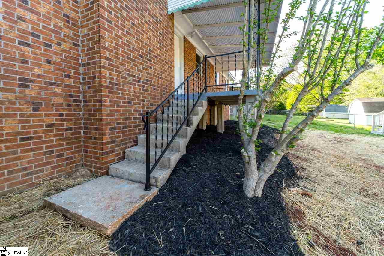 308 Watkins Road Greenville, SC 29617 - Photo 27 of 30 Gallery Image 27