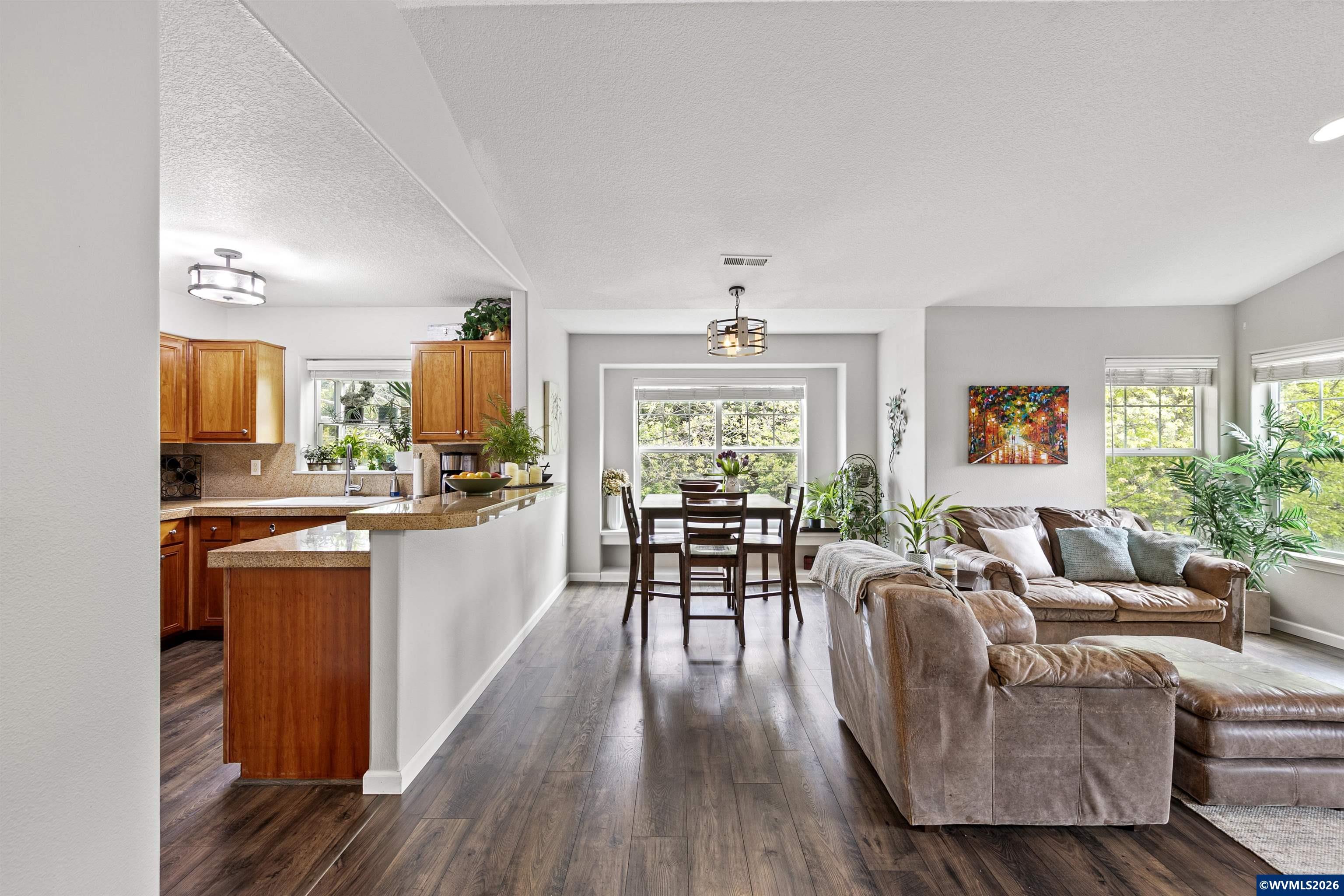 30366 Southwest Ruth Street Wilsonville, OR 97070 - Photo 15 of 24