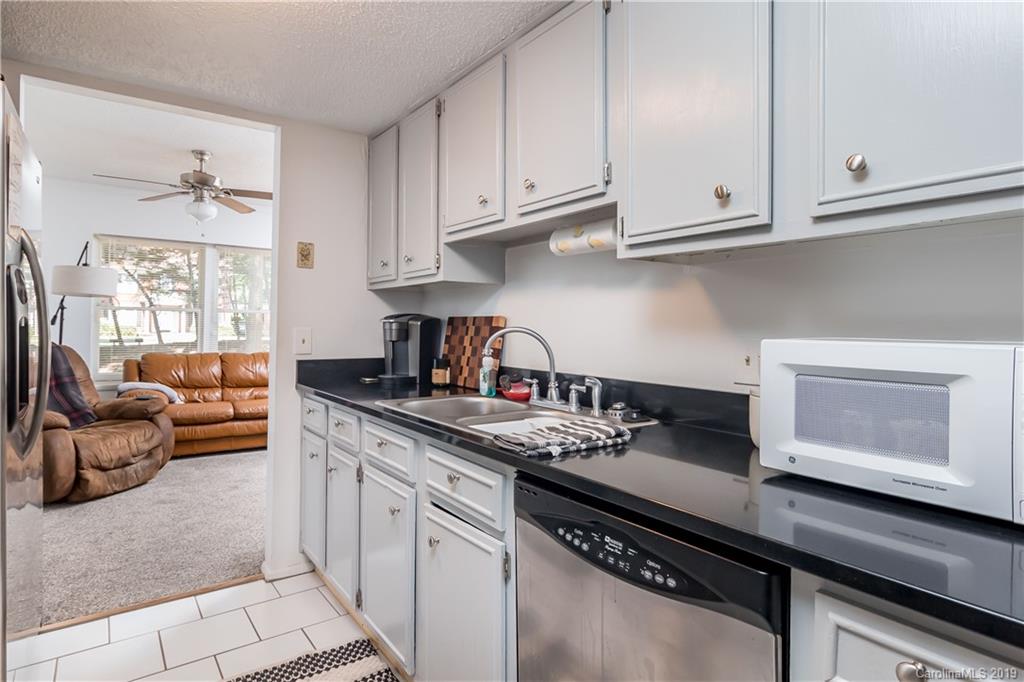 1101 Scaleybark Road, Unit A Charlotte, NC 28209 - Photo 7 of 24