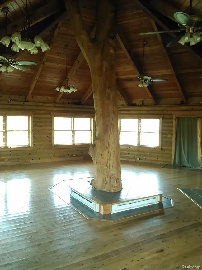 7428 Kilburn Road Jeddo, MI 48032 - Photo 25 of 35 great room.jpg