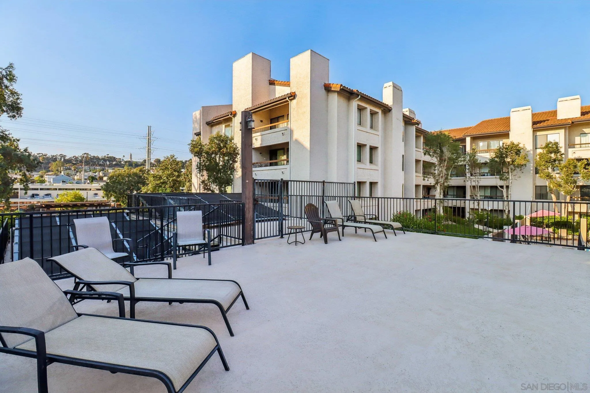 5645 Friars Road, Unit 386 San Diego, CA 92110 - Photo 53 of 72 a view of a patio with a patio