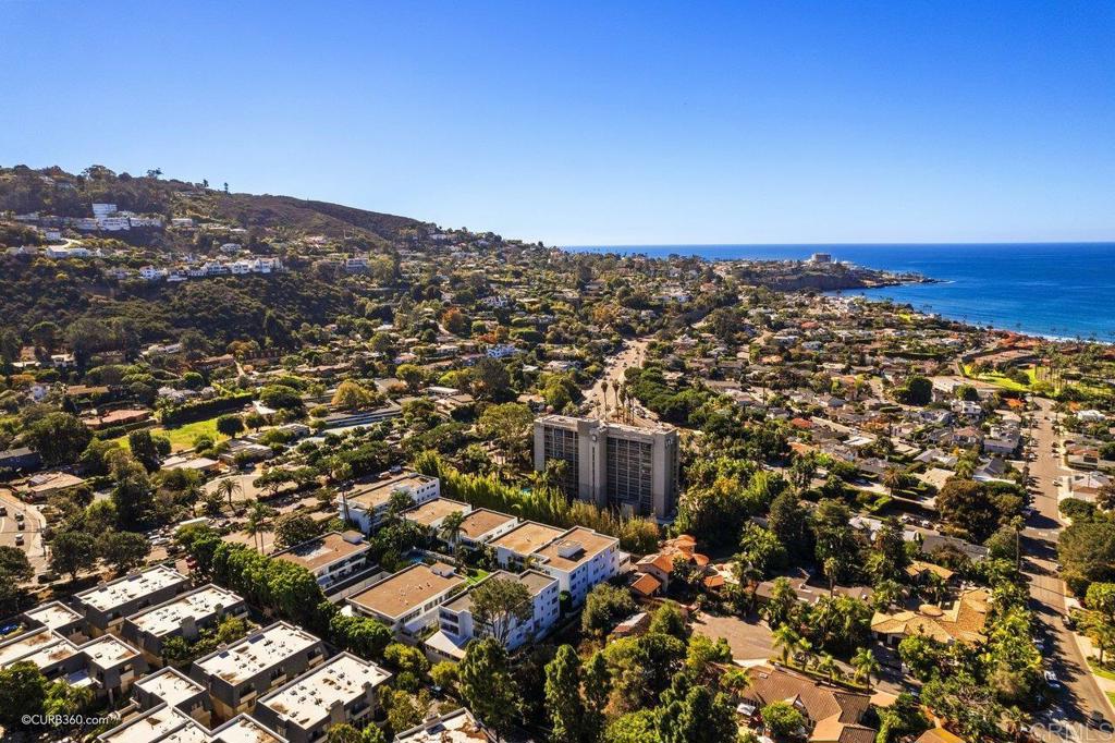 2352 Torrey Pines Road, Unit 1 La Jolla, CA 92037 - Photo 37 of 37 an aerial view of multiple house