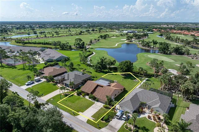 $449,000 | 12313 Southwest Kingsway Circle, Lake Suzy, FL 34269