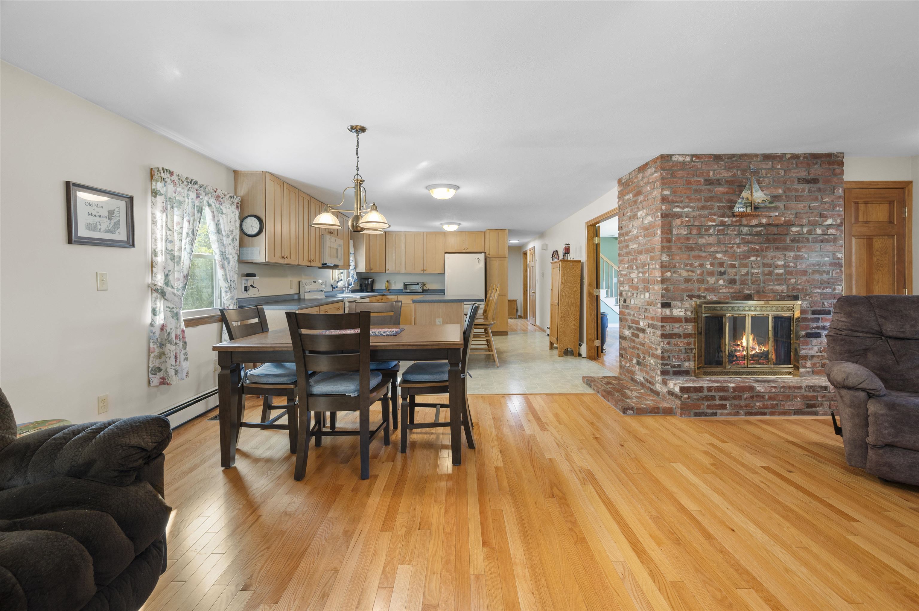 147 Weare Road Seabrook, NH 03874 - Photo 8 of 42