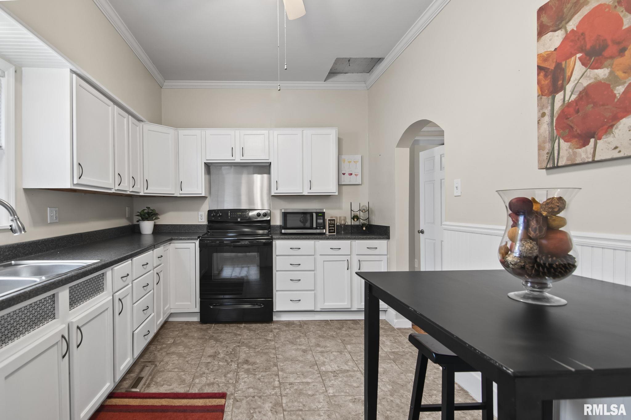 554 West Canedy Street Springfield, IL 62704 - Photo 7 of 28