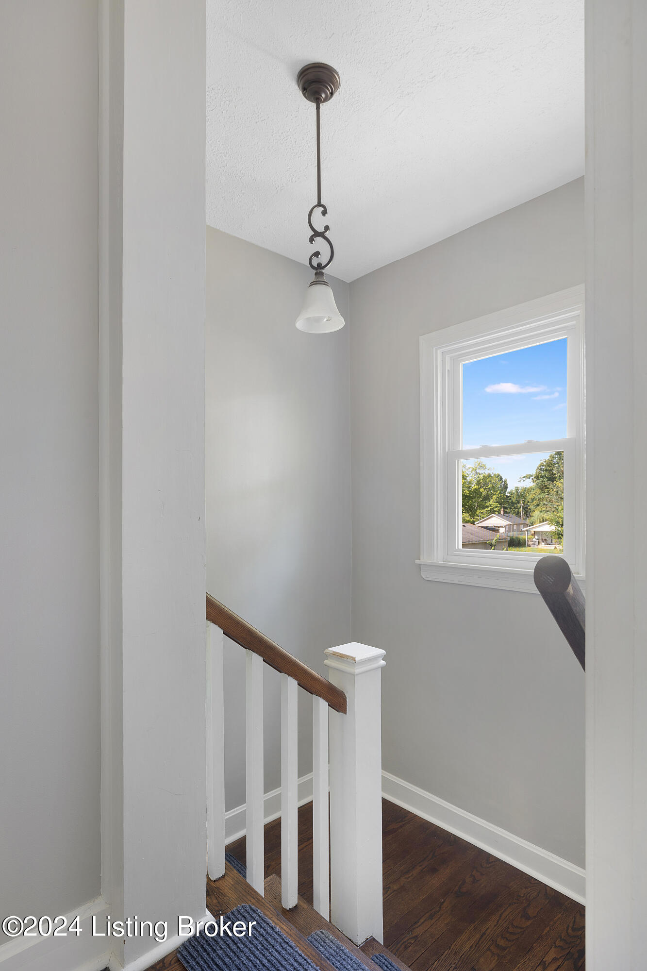 3504 Maple Road Louisville, KY 40299 - Photo 17 of 38 017 - 3504 Maple Rd