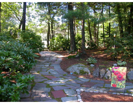 84 Wildwood Road Andover, MA 01810 - Photo 11 of 11 Gallery Image 11