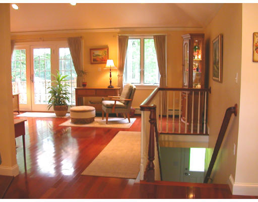 84 Wildwood Road Andover, MA 01810 - Photo 2 of 11 Gallery Image 2