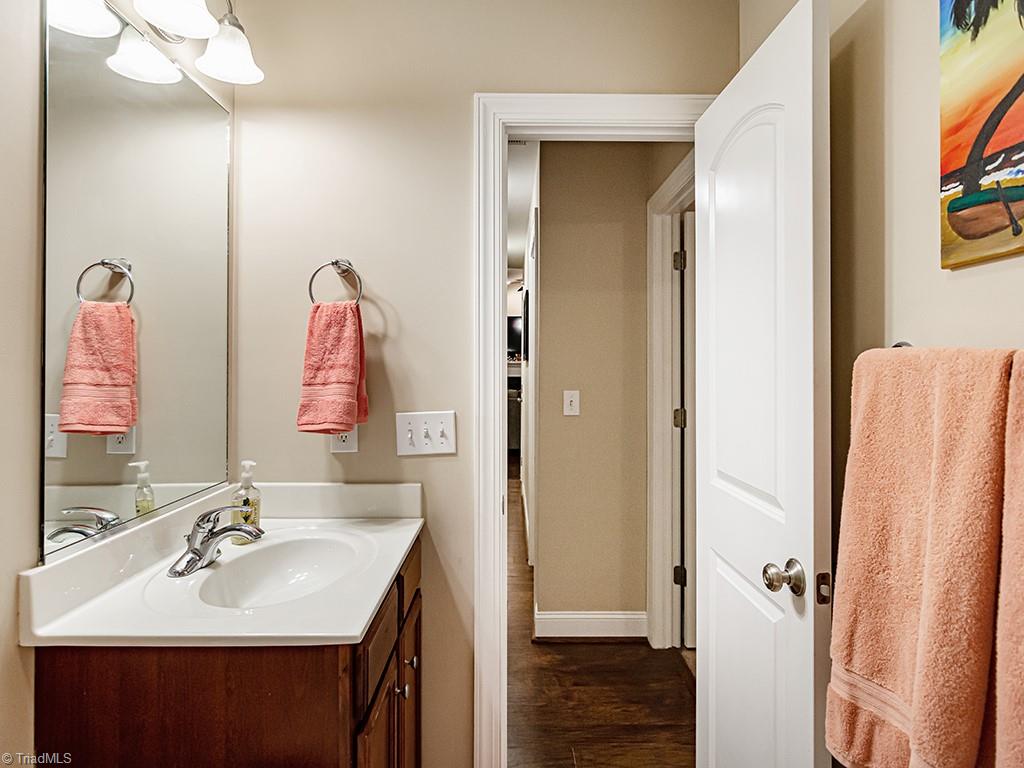 4313 Lormar Road Greensboro, NC 27406 - Photo 17 of 24 Gallery Image 17
