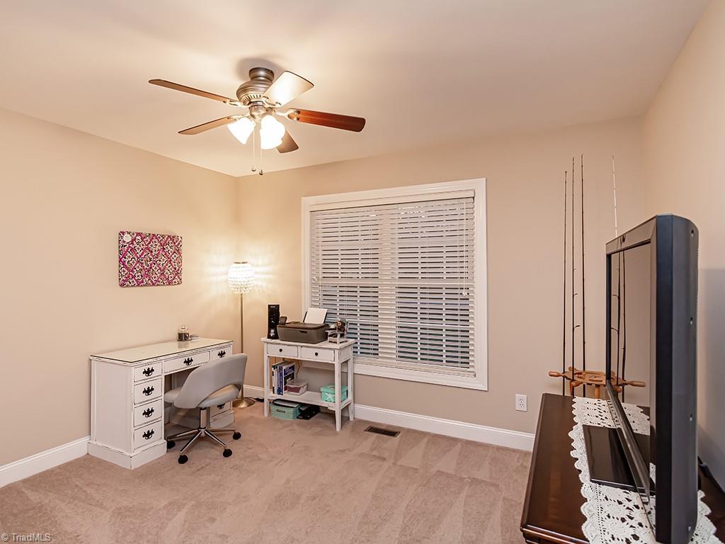 4313 Lormar Road Greensboro, NC 27406 - Photo 19 of 24 Gallery Image 19