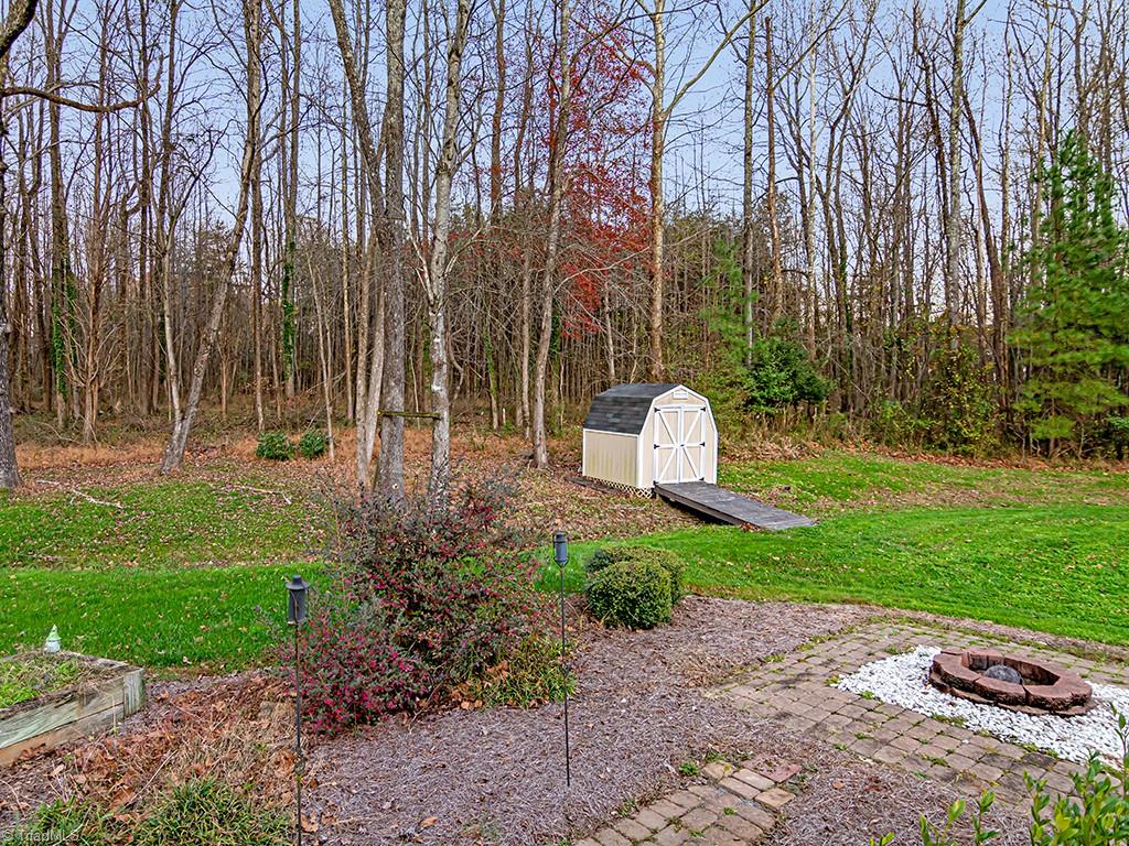 4313 Lormar Road Greensboro, NC 27406 - Photo 23 of 24 Gallery Image 23