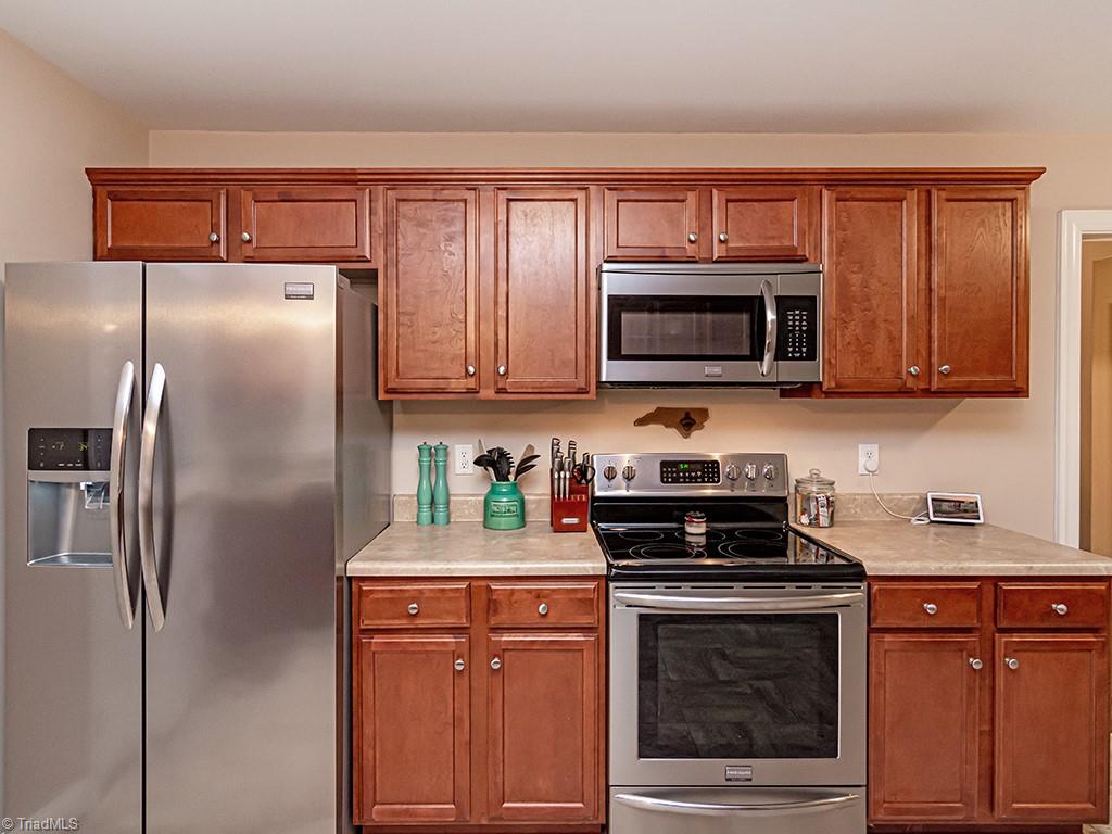 4313 Lormar Road Greensboro, NC 27406 - Photo 8 of 24 Gallery Image 8