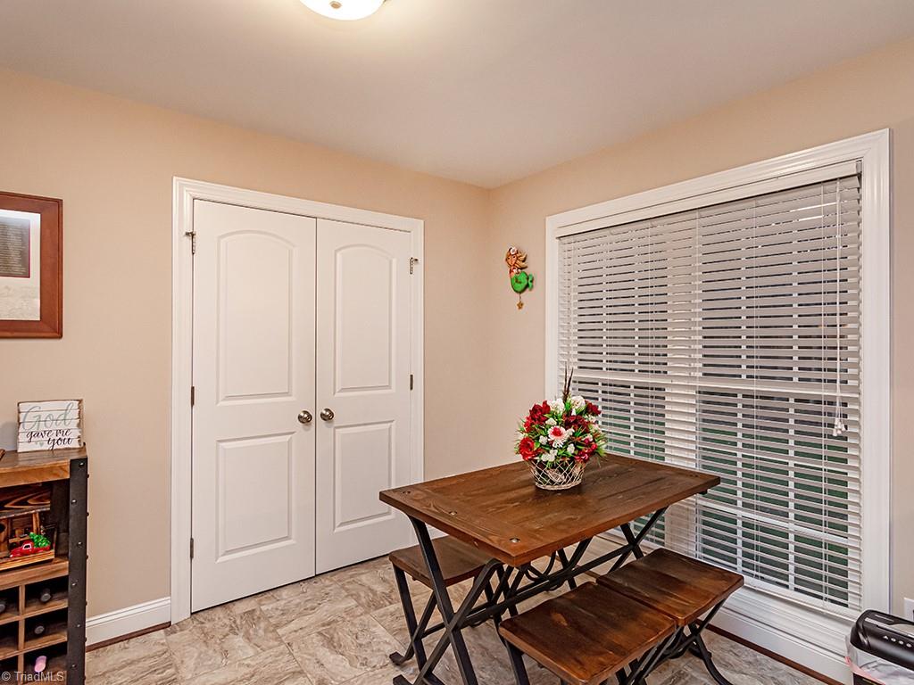 4313 Lormar Road Greensboro, NC 27406 - Photo 9 of 24 Gallery Image 9