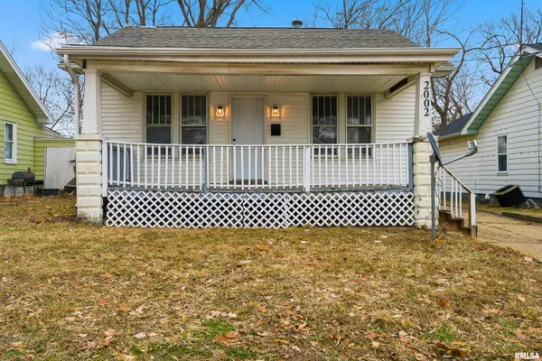 $69,900 | 2002 North Ellis Street, Peoria, IL 61604