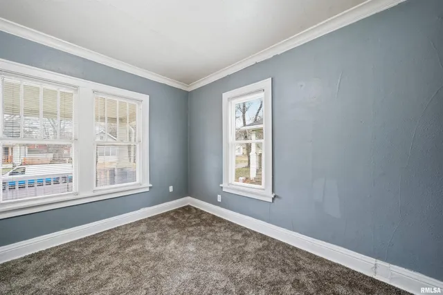 $69,900 | 2002 North Ellis Street, Peoria, IL 61604