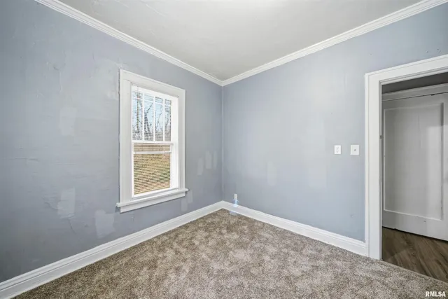 $69,900 | 2002 North Ellis Street, Peoria, IL 61604