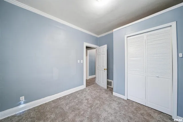 $69,900 | 2002 North Ellis Street, Peoria, IL 61604