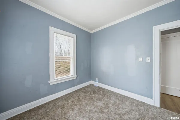 $69,900 | 2002 North Ellis Street, Peoria, IL 61604