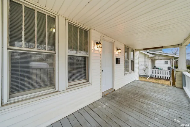 $69,900 | 2002 North Ellis Street, Peoria, IL 61604