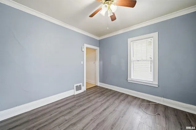 $69,900 | 2002 North Ellis Street, Peoria, IL 61604