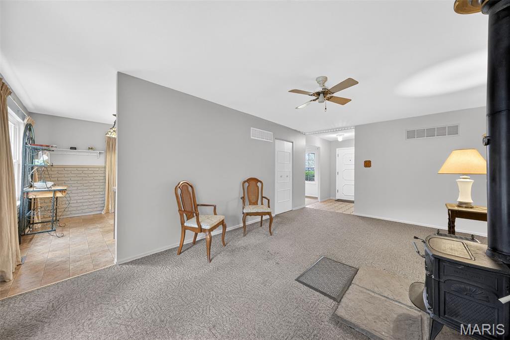 2590 Hackney Drive Florissant, MO 63033 - Photo 12 of 38