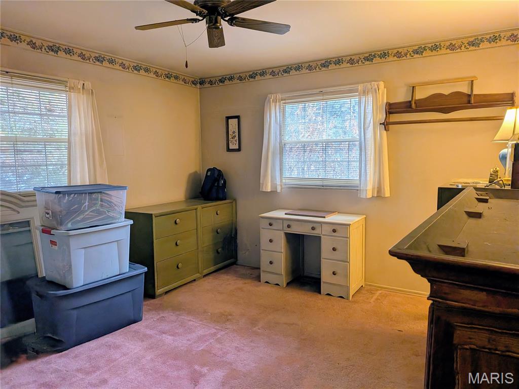 2590 Hackney Drive Florissant, MO 63033 - Photo 17 of 28