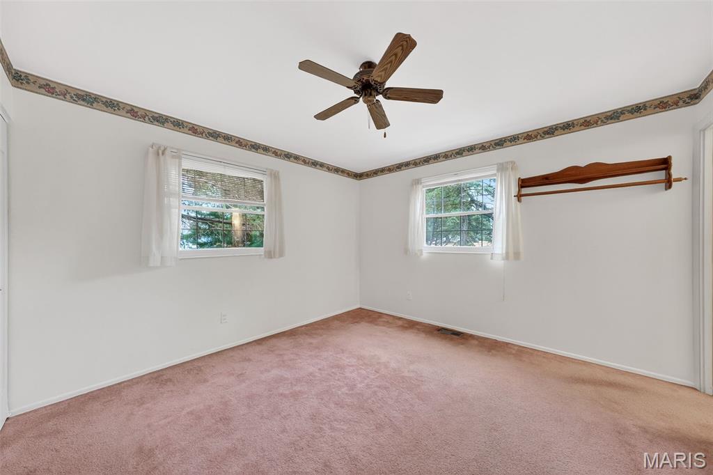 2590 Hackney Drive Florissant, MO 63033 - Photo 23 of 38