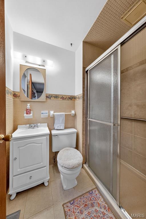 2590 Hackney Drive Florissant, MO 63033 - Photo 24 of 38