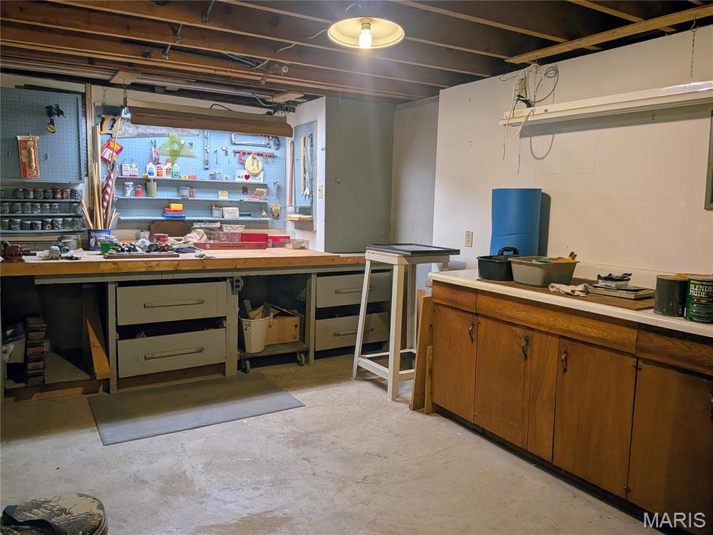 2590 Hackney Drive Florissant, MO 63033 - Photo 24 of 28