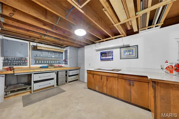 $175,000 | 2590 Hackney Drive, Florissant, MO 63033