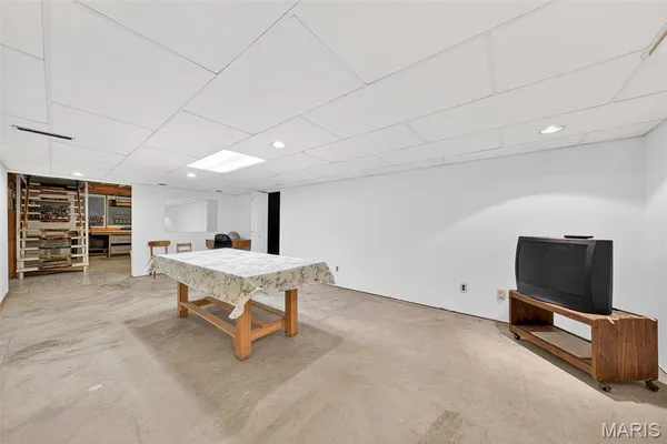 $175,000 | 2590 Hackney Drive, Florissant, MO 63033