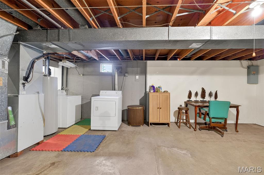 2590 Hackney Drive Florissant, MO 63033 - Photo 30 of 38