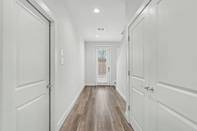 $2,000 | 2502 West Tidwell Road, Unit D, Houston, TX 77091