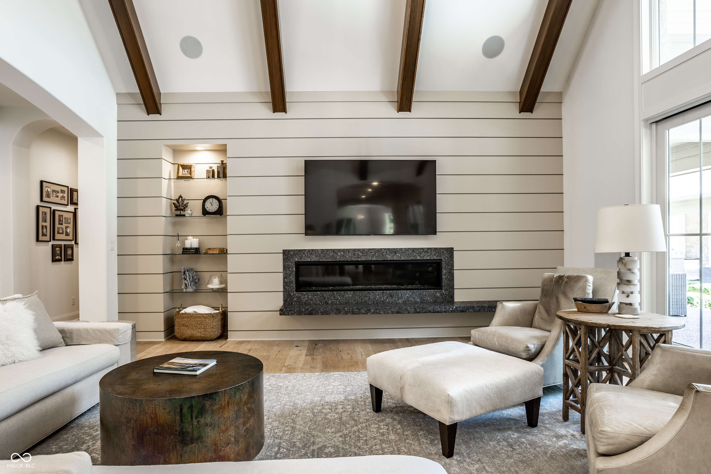 4242 Watson Rd Greenwood, IN 46143 - Photo 18 of 97