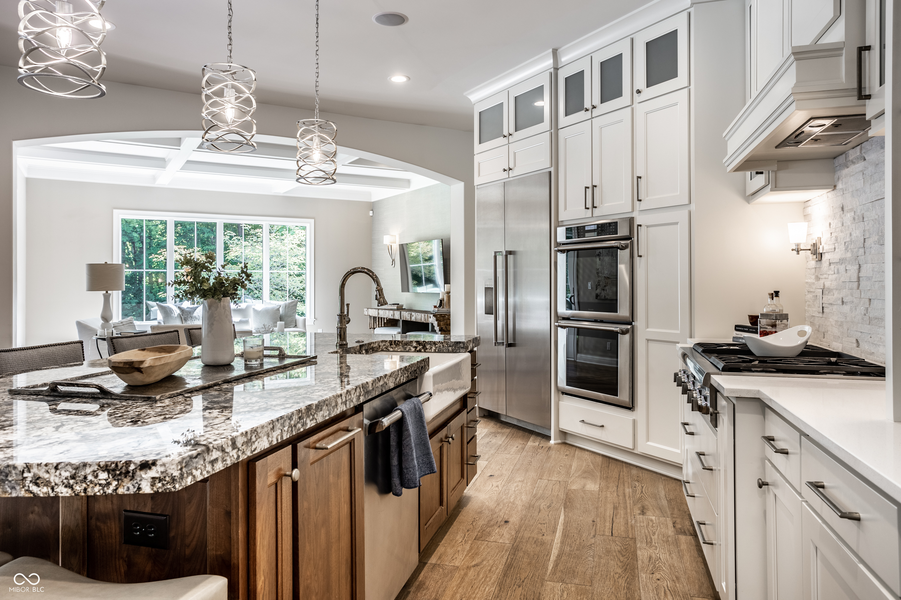 4242 Watson Rd Greenwood, IN 46143 - Photo 24 of 97