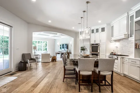 $2,500,000 | 4242 Watson Rd, Greenwood, IN 46143