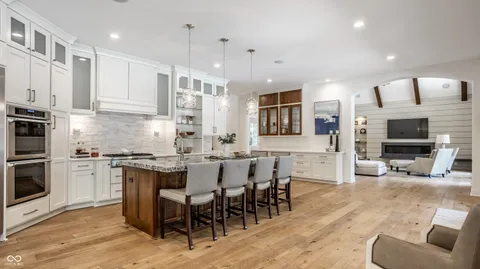 $2,500,000 | 4242 Watson Rd, Greenwood, IN 46143