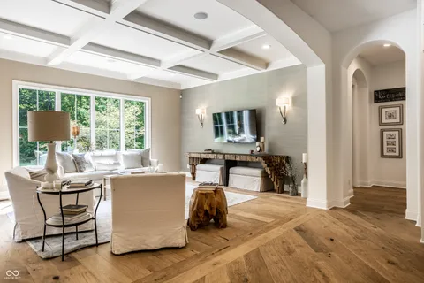 $2,500,000 | 4242 Watson Rd, Greenwood, IN 46143