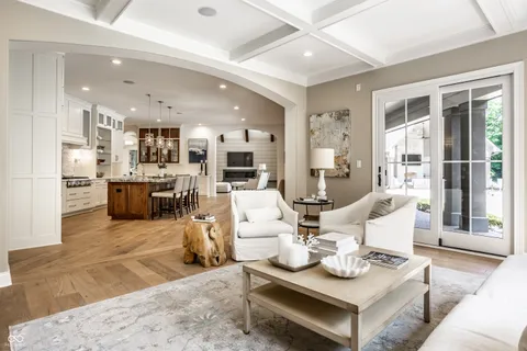 $2,500,000 | 4242 Watson Rd, Greenwood, IN 46143