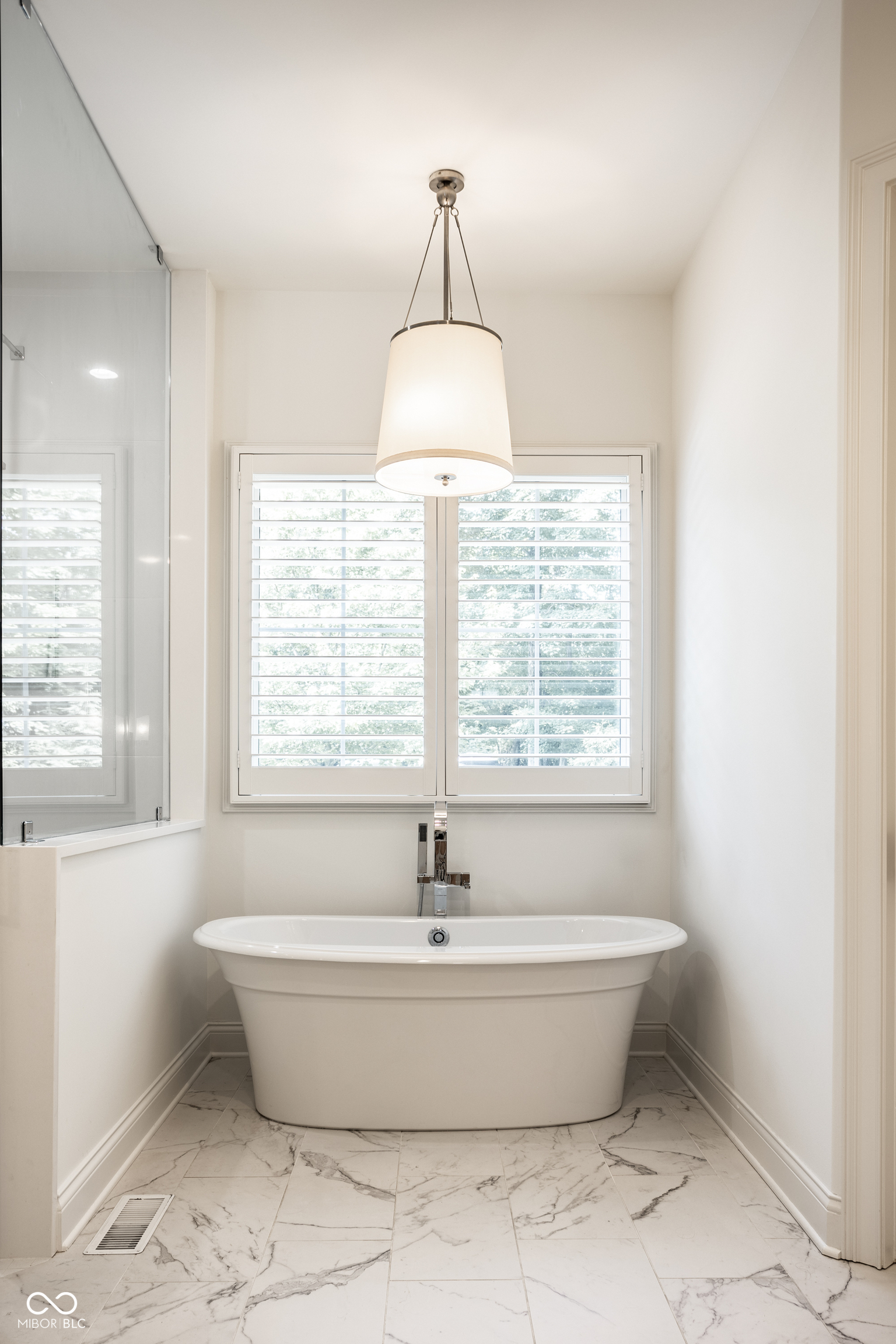 4242 Watson Rd Greenwood, IN 46143 - Photo 41 of 97