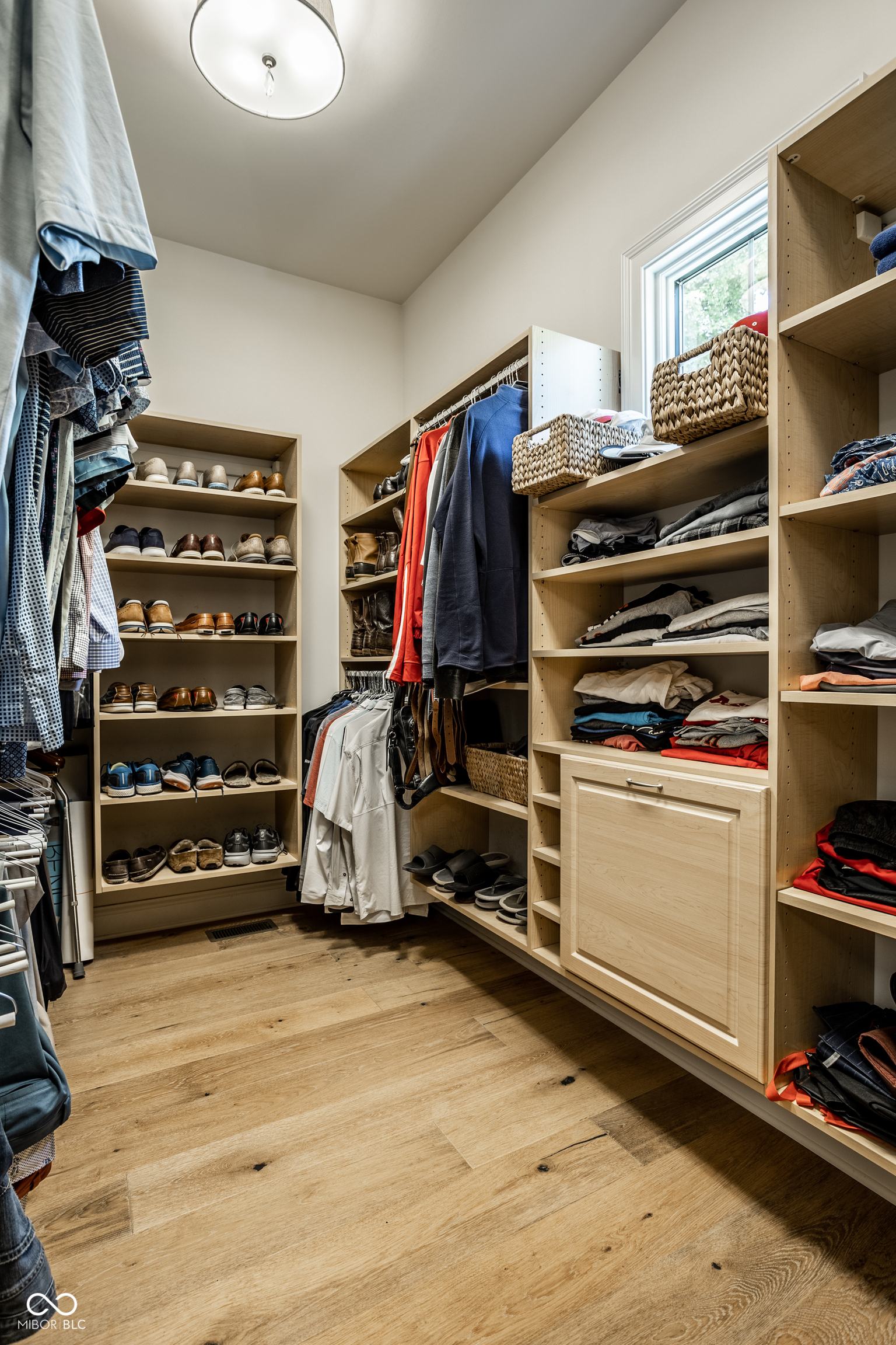 4242 Watson Rd Greenwood, IN 46143 - Photo 45 of 97