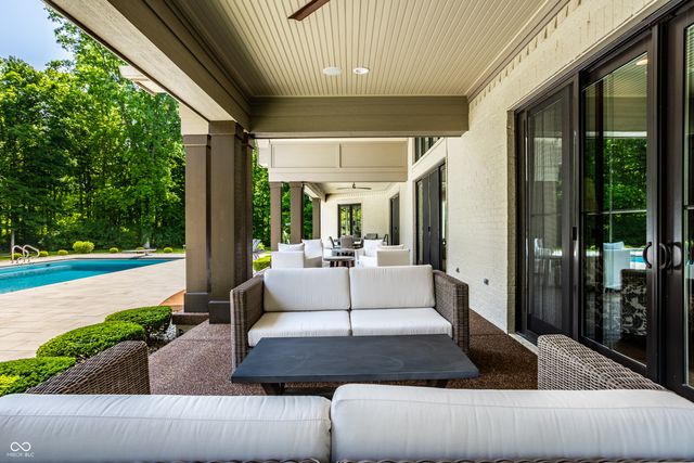 $2,500,000 | 4242 Watson Rd, Greenwood, IN 46143