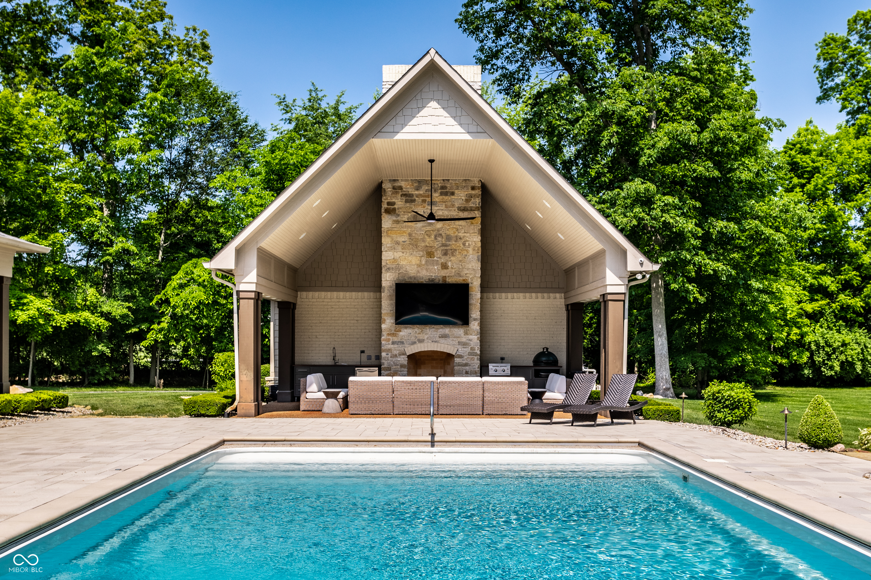 4242 Watson Rd Greenwood, IN 46143 - Photo 66 of 97