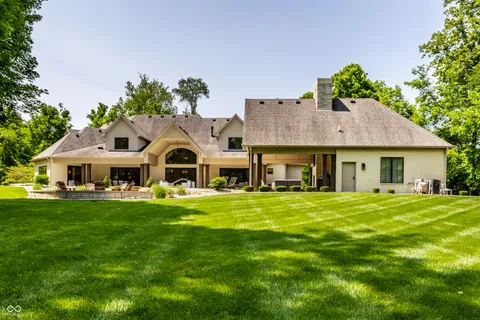 $2,500,000 | 4242 Watson Rd, Greenwood, IN 46143