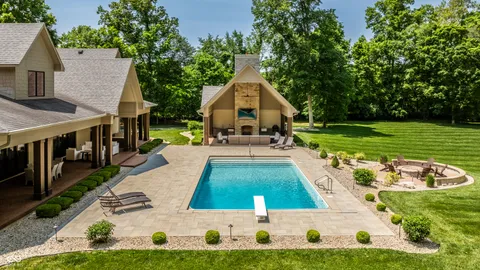 $2,500,000 | 4242 Watson Rd, Greenwood, IN 46143