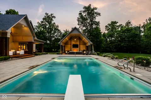 $2,500,000 | 4242 Watson Rd, Greenwood, IN 46143