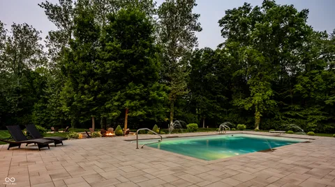 $2,500,000 | 4242 Watson Rd, Greenwood, IN 46143